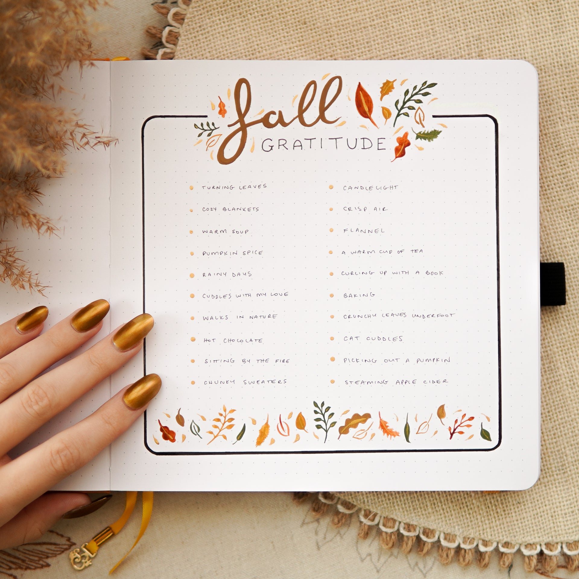 How To: Fall Gratitude Spread in your Square Notebook