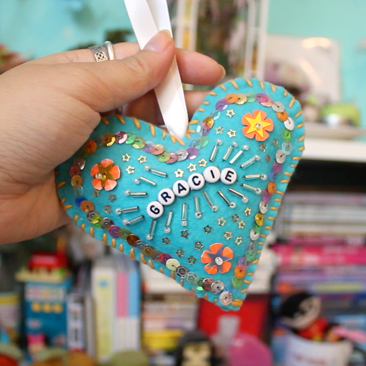 Gift Guide for the Artsy Friend