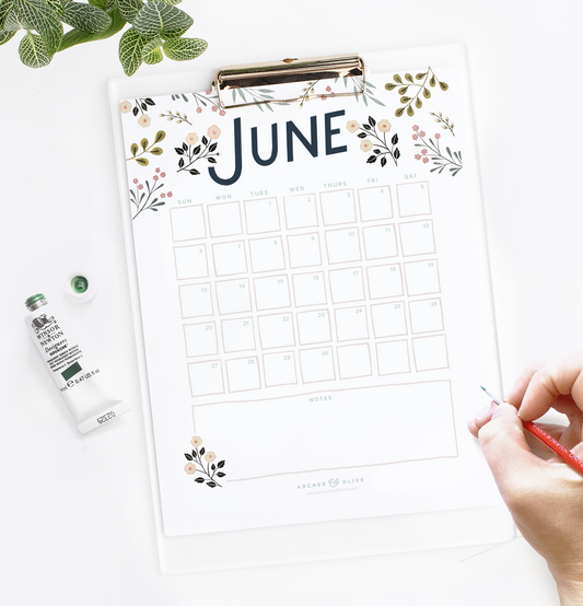 Inspiration For June In Your Bullet Journal - With FREE Calendar Printable