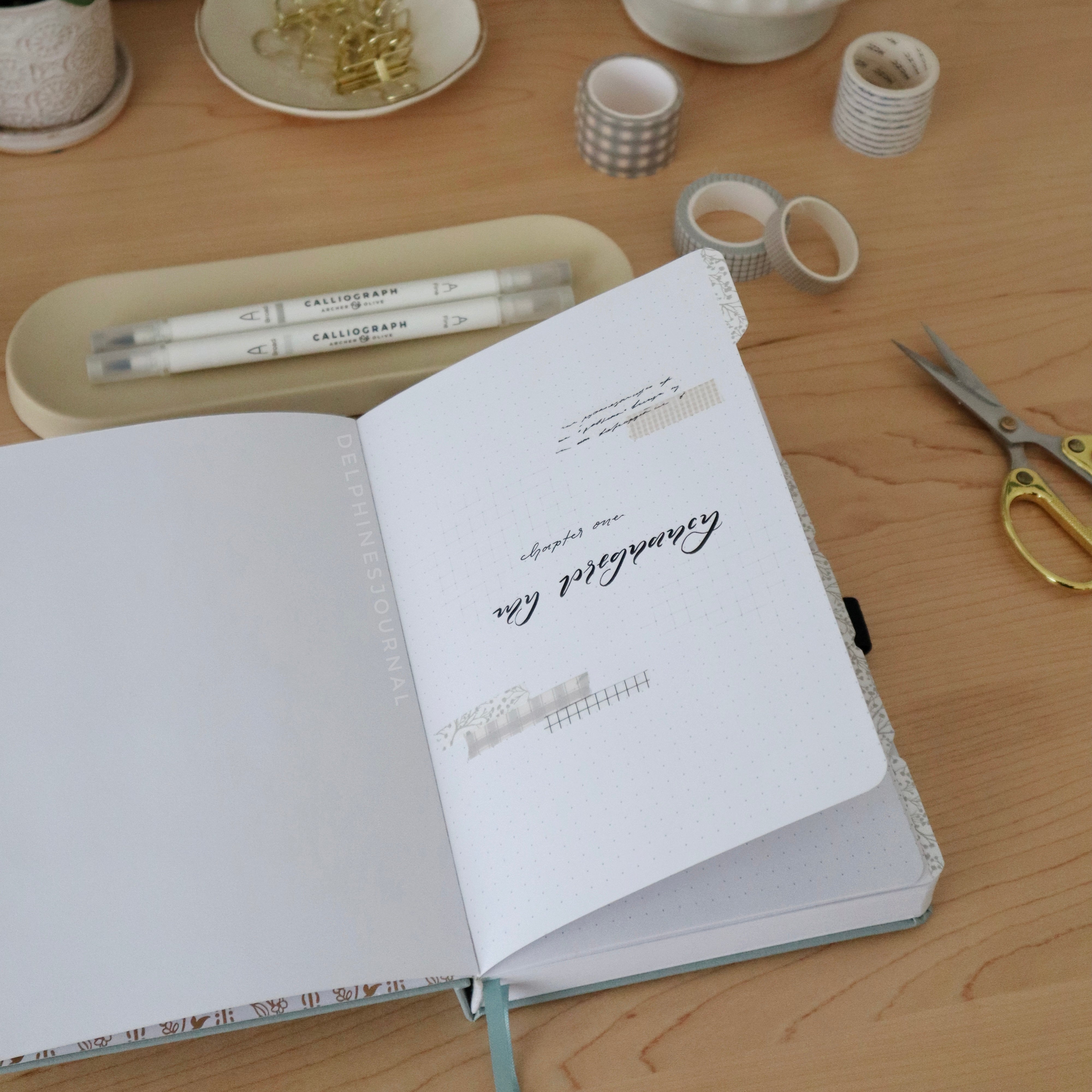 5 Spreads to Include in a Pregnancy Journal