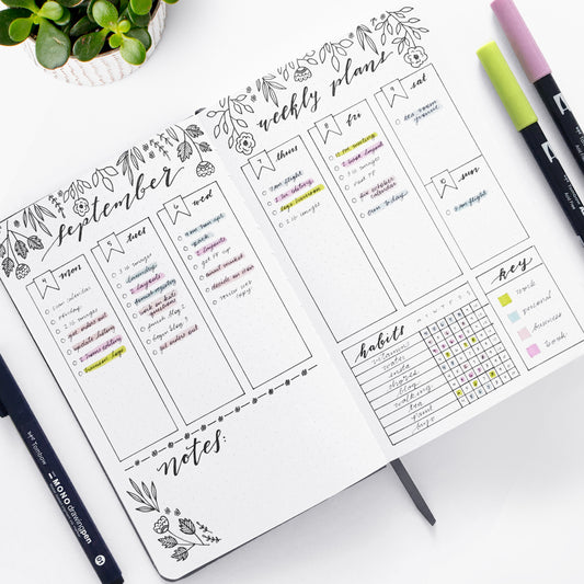 Improve your productivity with Tombow brush pens and this weekly dot grid layout