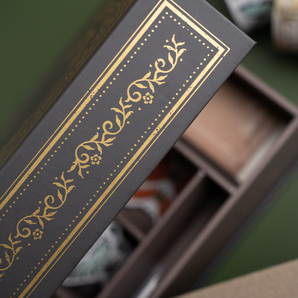 BB318 Box + Embellishment Stickers - Archer and Olive