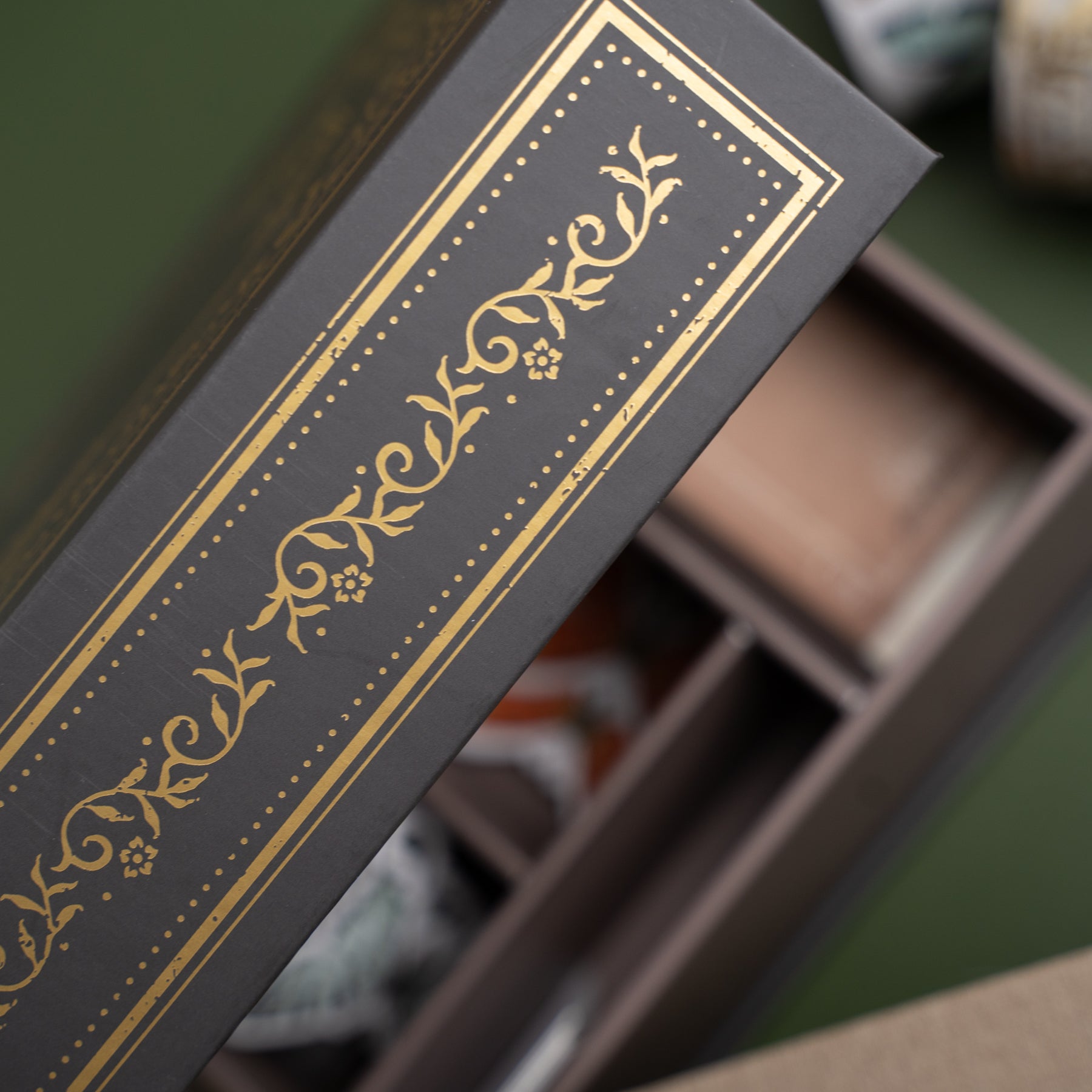 BB318 Box + Embellishment Stickers - Archer and Olive