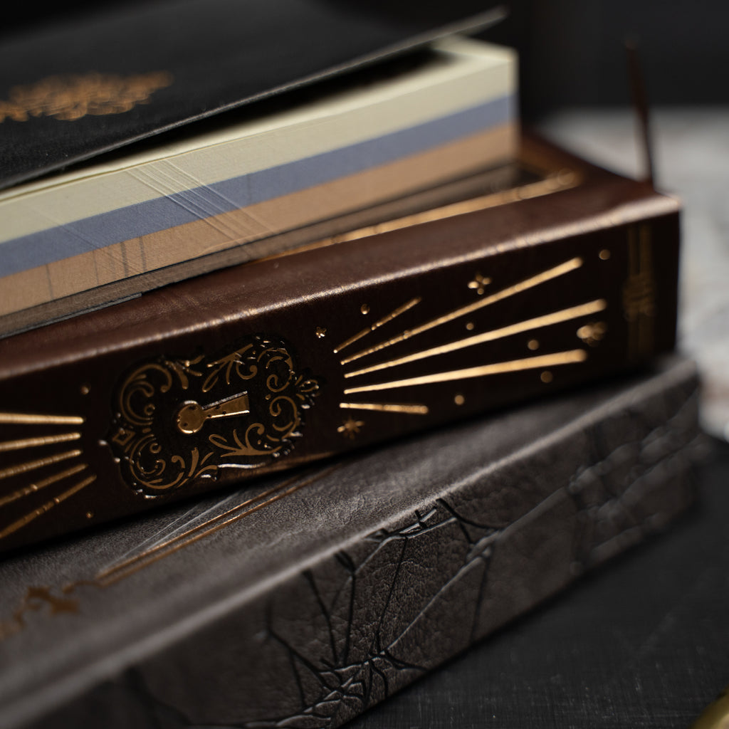 Whispering Walls | Halloween Box 2026