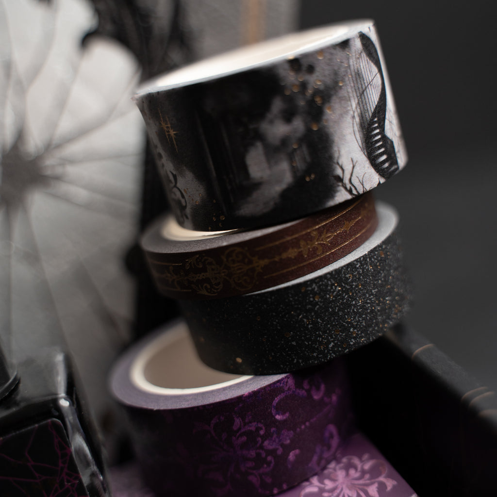 Whispering Walls | Halloween Box 2026
