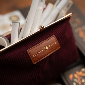 Quiet Corners Kiss Lock Pouch in Maroon