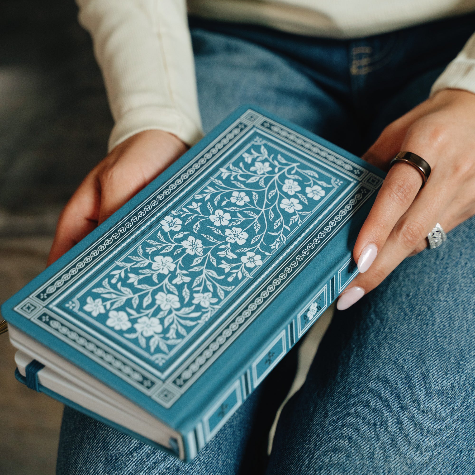 Wild Periwinkle: Notebook