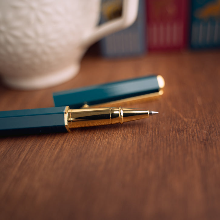 0.5mm Fine Tip Writing Pen with Black Gel Ink - Archer and Olive
