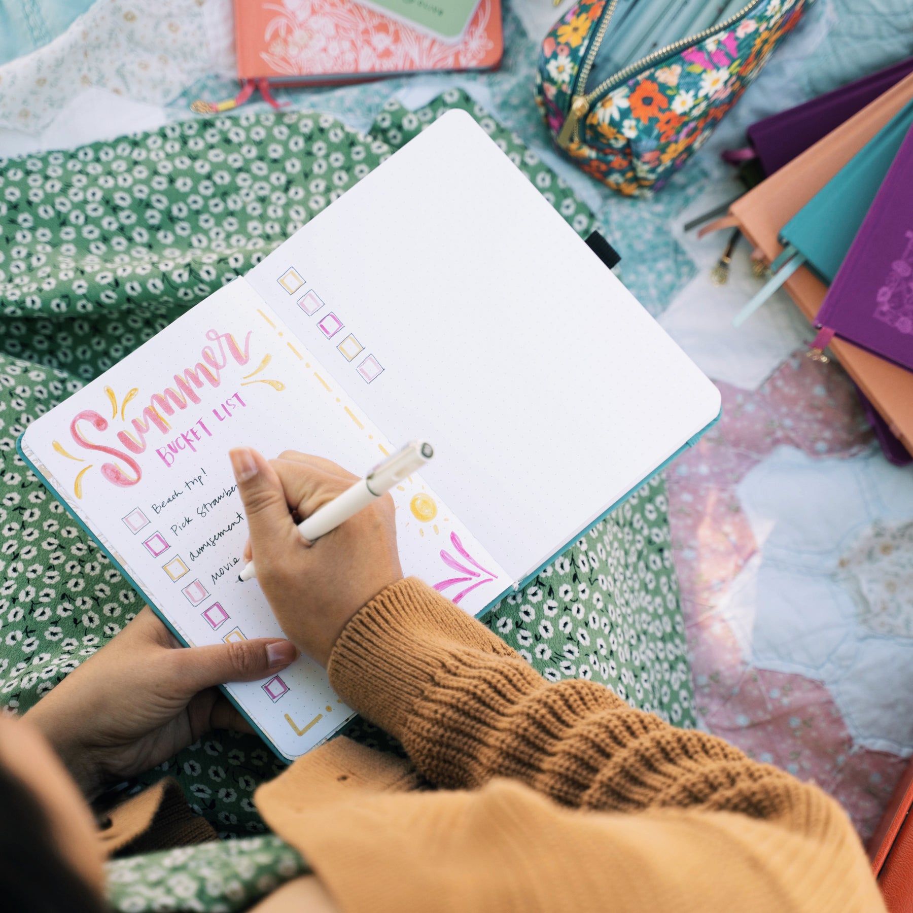 Meadow & Vine Set of 10 Calliograph Pens - Archer and Olive