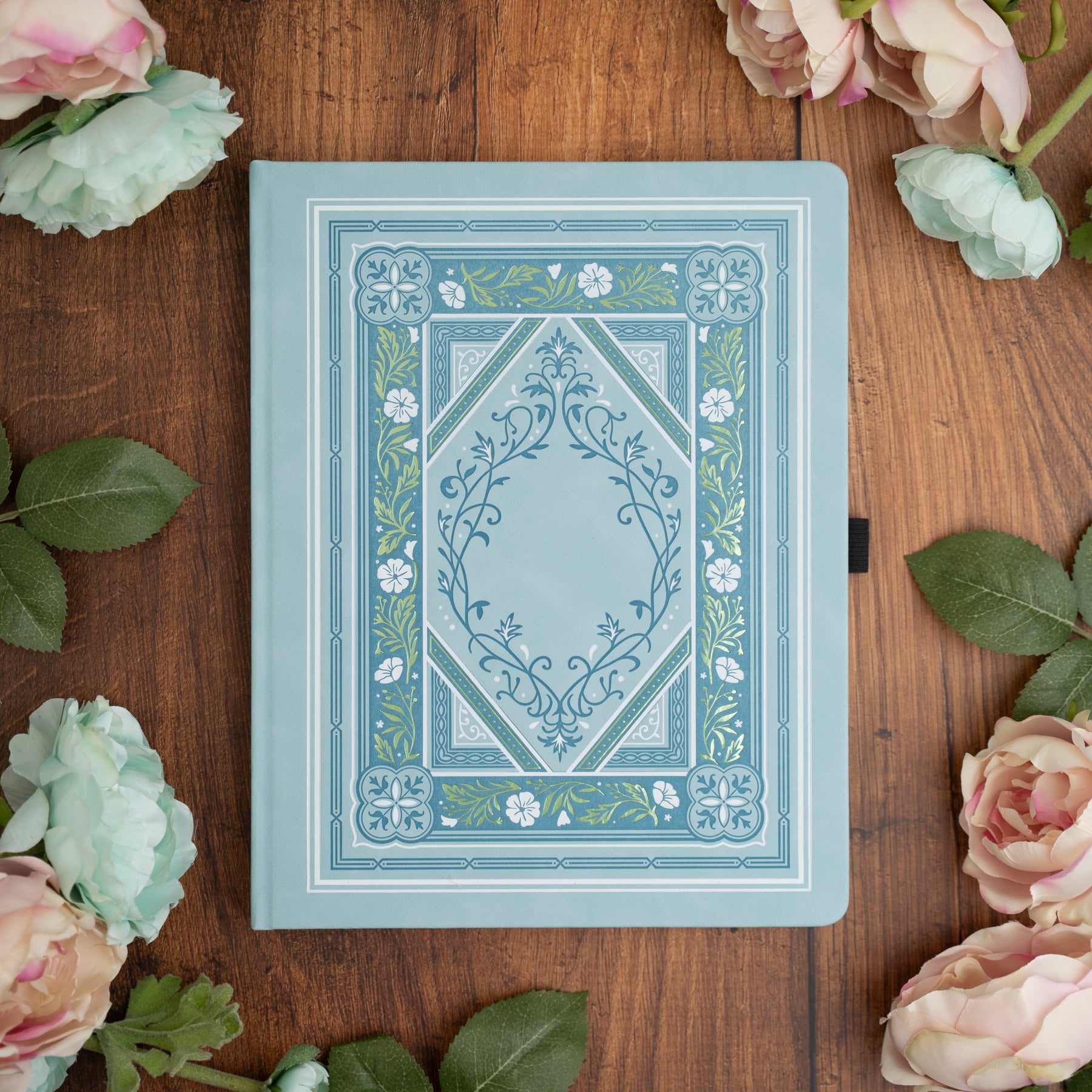 Once Upon a Time Heirloom Book - Archer and Olive