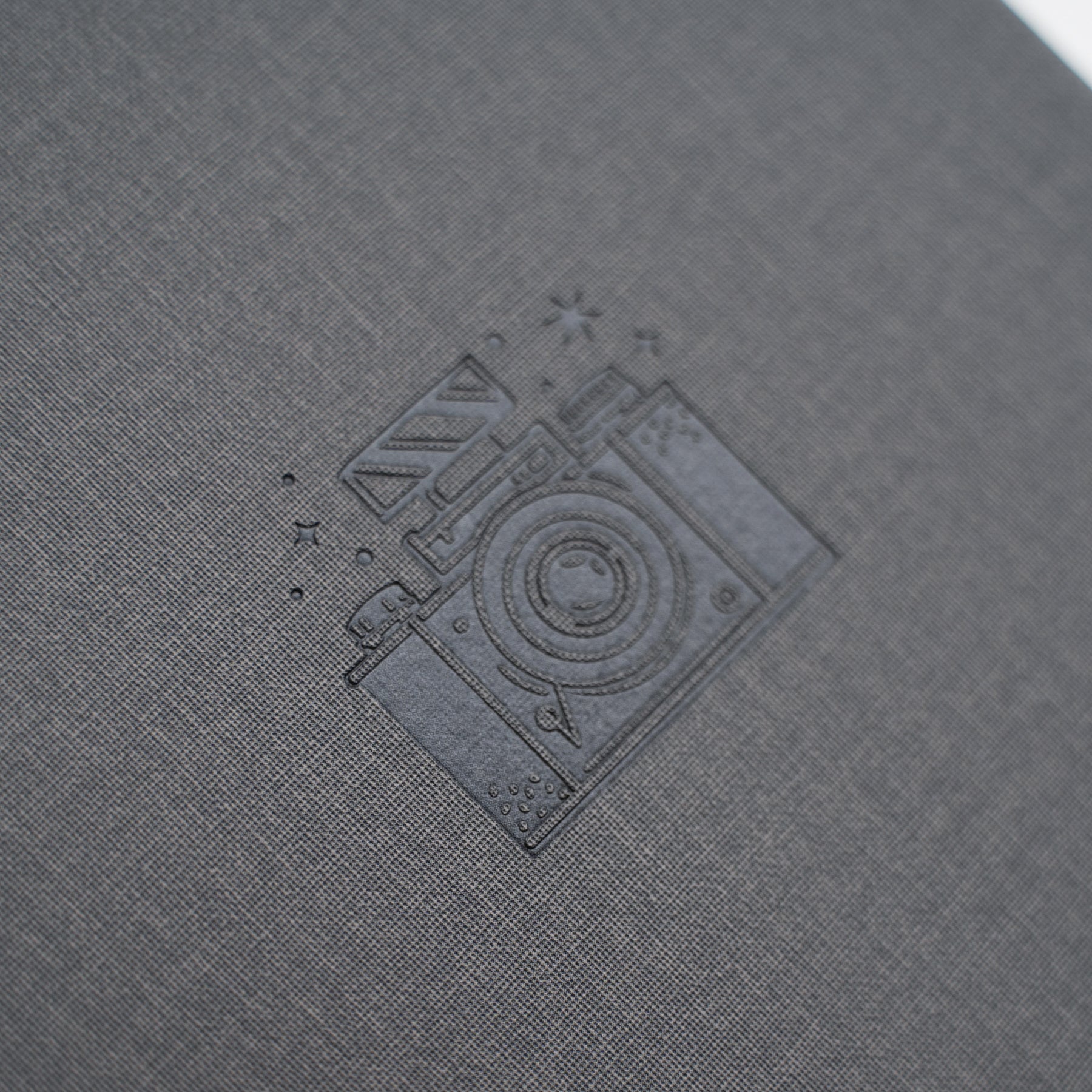 8x8 Vintage Camera: Dot Grid Notebook